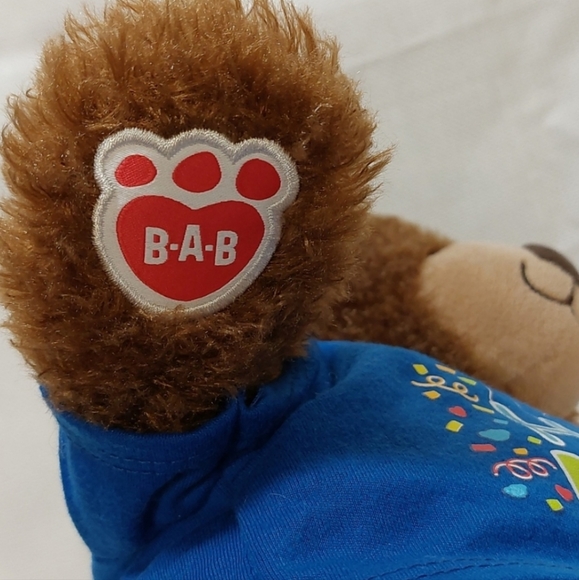 Build-A-Bear Classic Brown Birthday Teddy Bear (w/jeans & birthday shirt) - Picture 6 of 10